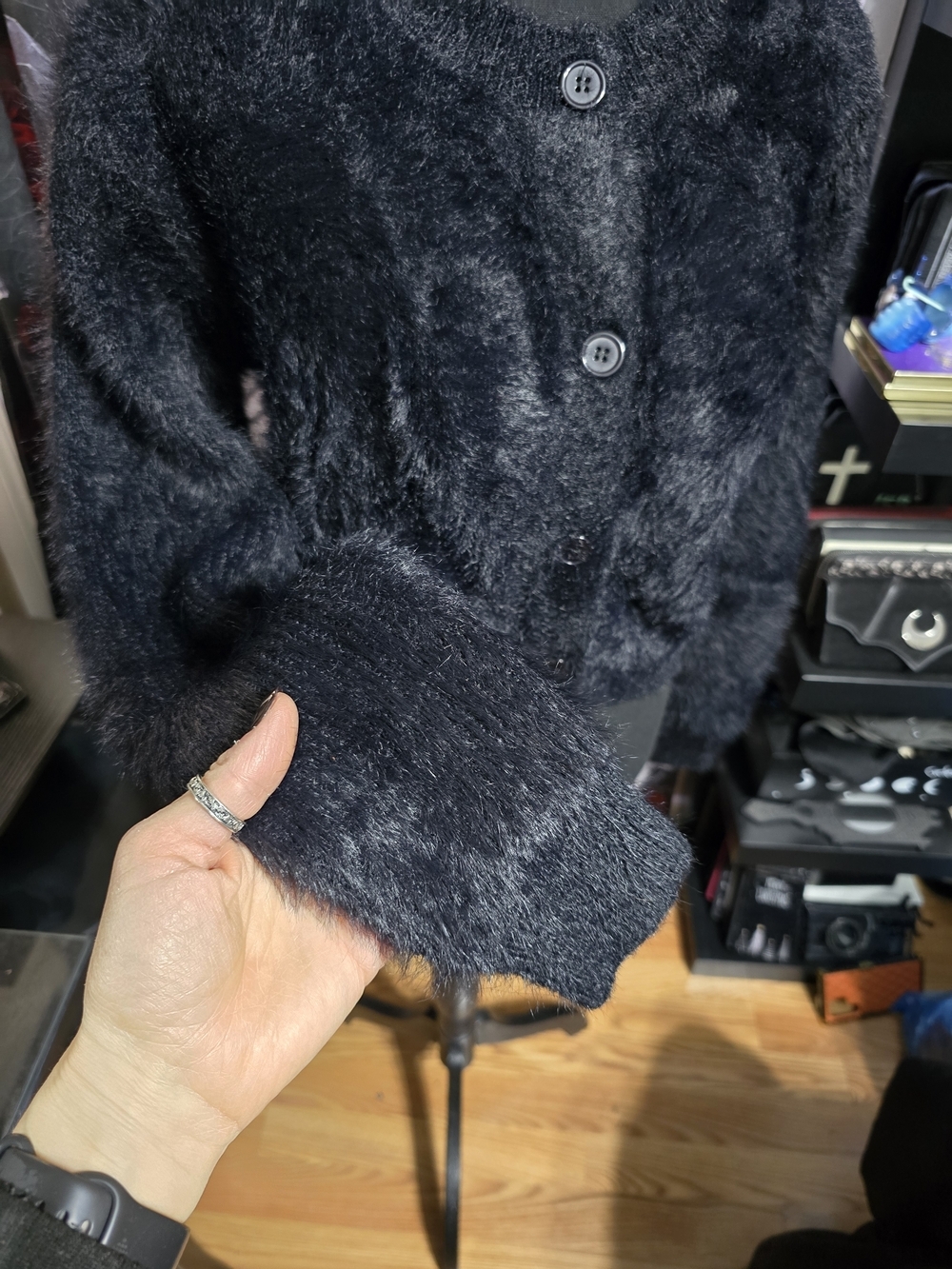 Black Fuzzy Button-Up Cropped Cardigan - Picture 2 of 7
